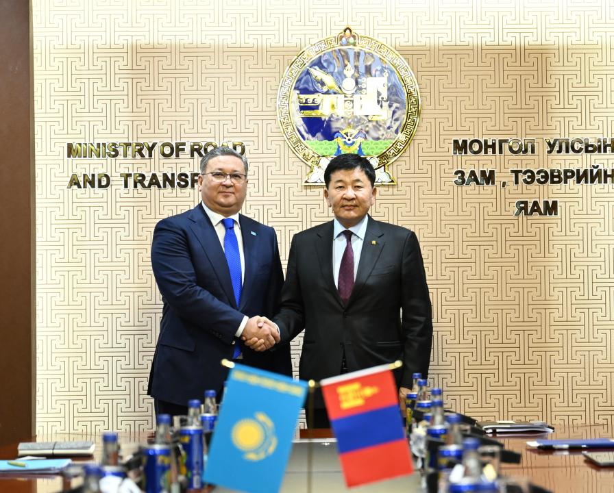 Kazakhstan, Mongolia push for closer transport links via Middle Corridor