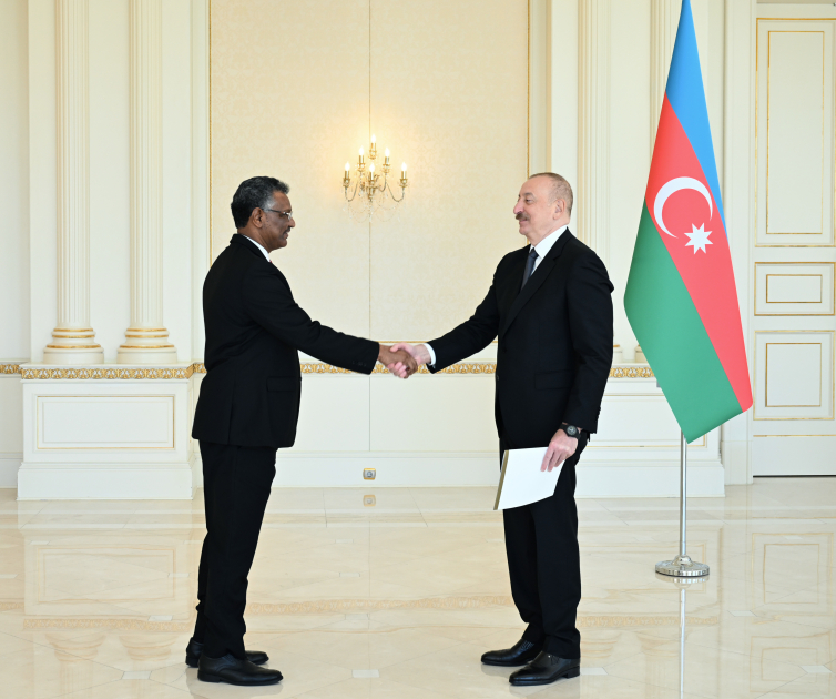 President Ilham Aliyev receives credentials of new ambassador of Sudan to Azerbaijan (PHOTO/VIDEO)