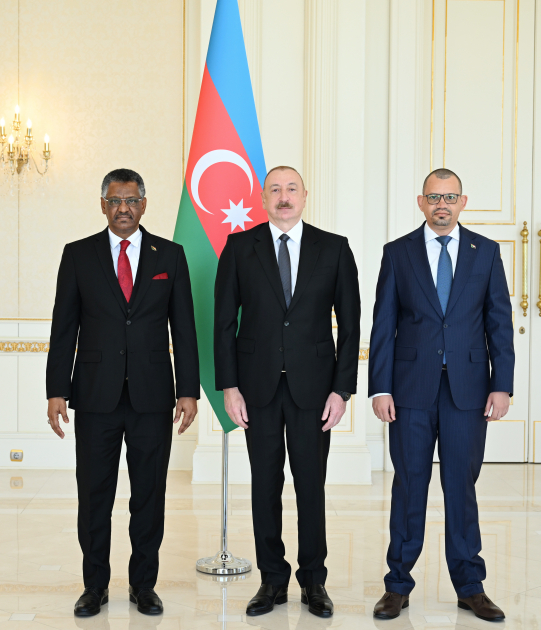 President Ilham Aliyev receives credentials of new ambassador of Sudan to Azerbaijan (PHOTO/VIDEO)
