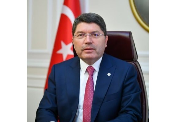 Forest fire suspects detained in Türkiye - minister