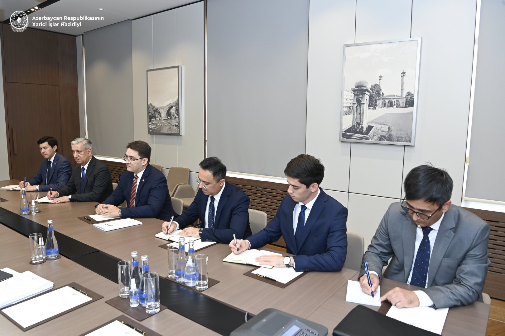Azerbaijani FM meets with Uzbekistan's Deputy FM (PHOTO)