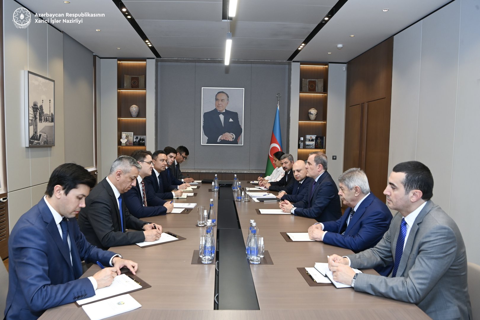 Azerbaijani FM meets with Uzbekistan's Deputy FM (PHOTO)