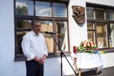 Ukrainian Kharkiv hosts unveiling of memorial plaque to Azerbaijani honored artist (PHOTO)