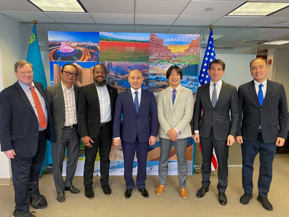 Kazakhstan courts leading U.S. firms with strategic investment pitch