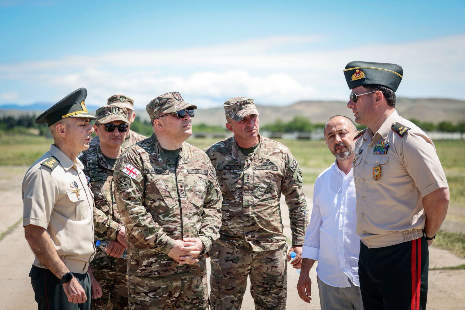 Azerbaijani, Georgian military police officers meet in Tbilisi (PHOTO)
