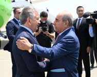 President of Uzbekistan arrives in Azerbaijan for state visit (PHOTO)