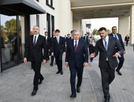 President Ilham Aliyev and President Shavkat Mirziyoyev visit Sea Breeze resort (PHOTO/VIDEO)
