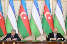 Azerbaijan, Uzbekistan exchange signed documents (PHOTO/VIDEO)