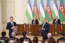 Azerbaijan, Uzbekistan exchange signed documents (PHOTO/VIDEO)