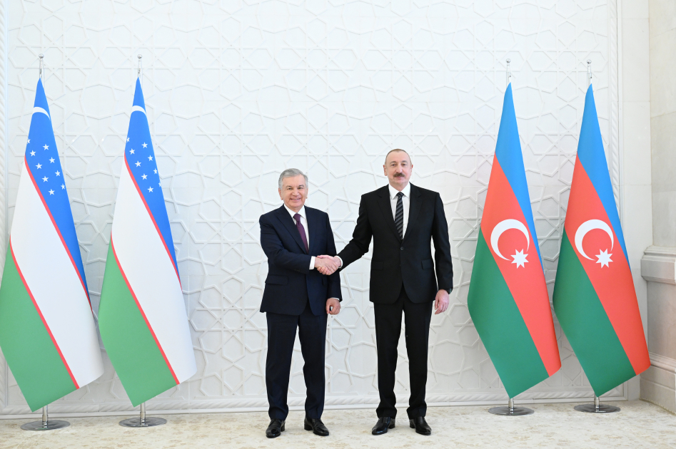 Baku hosts official welcome ceremony for President Shavkat Mirziyoyev (PHOTO/VIDEO)