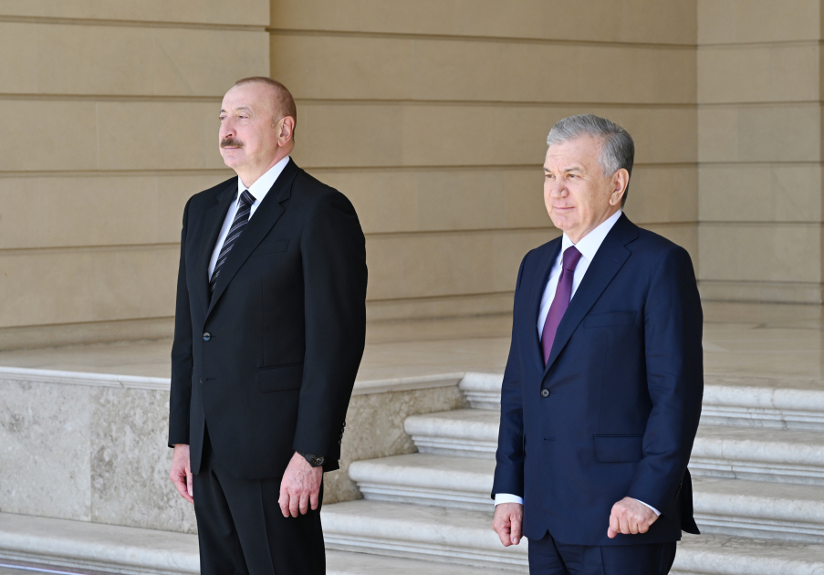 Baku hosts official welcome ceremony for President Shavkat Mirziyoyev (PHOTO/VIDEO)