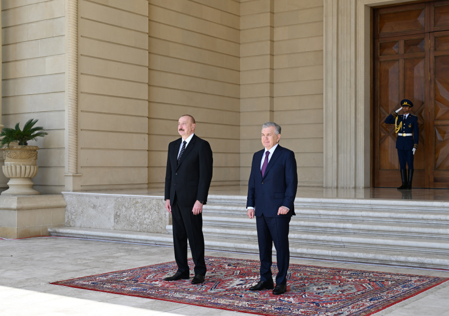 Baku hosts official welcome ceremony for President Shavkat Mirziyoyev (PHOTO/VIDEO)