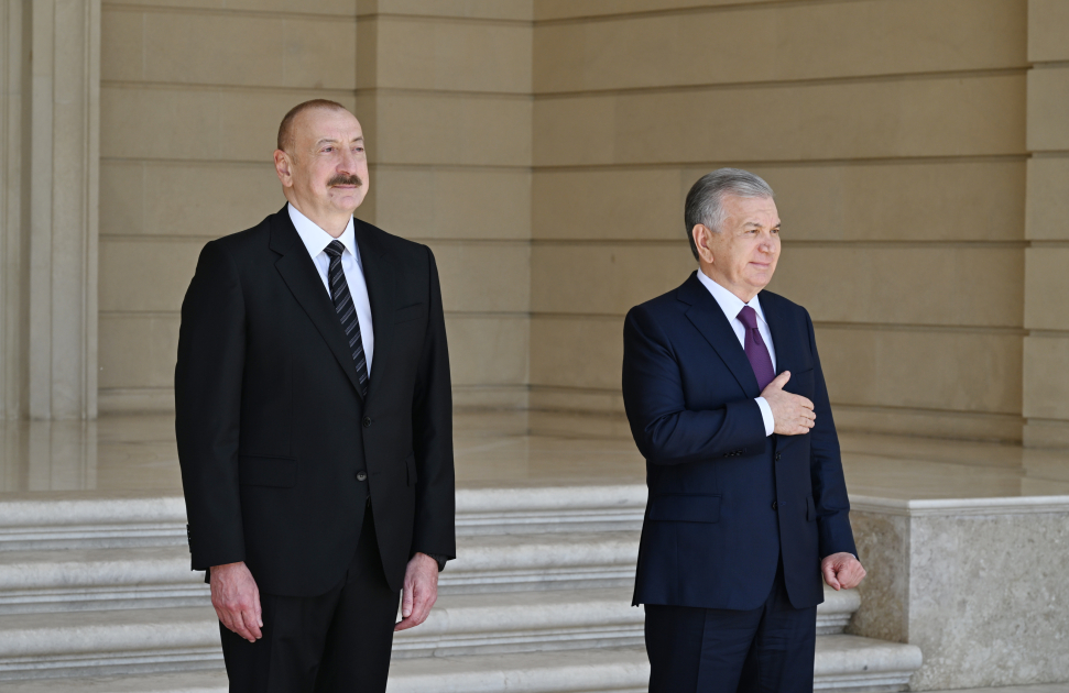 Baku hosts official welcome ceremony for President Shavkat Mirziyoyev (PHOTO/VIDEO)