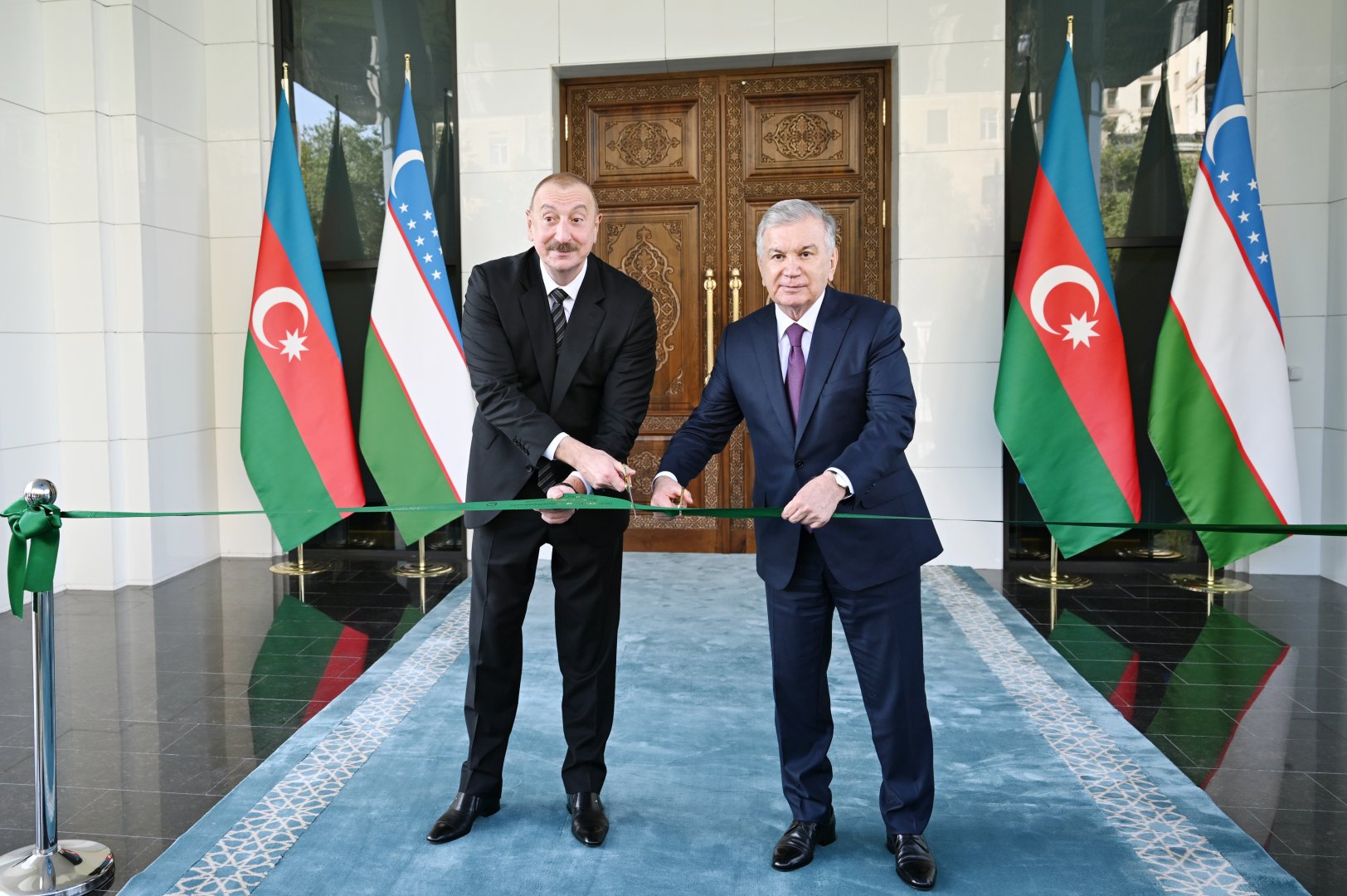 President Ilham Aliyev, President Shavkat Mirziyoyev attend opening of new building of Uzbekistan's Embassy in Baku (PHOTO/VIDEO)