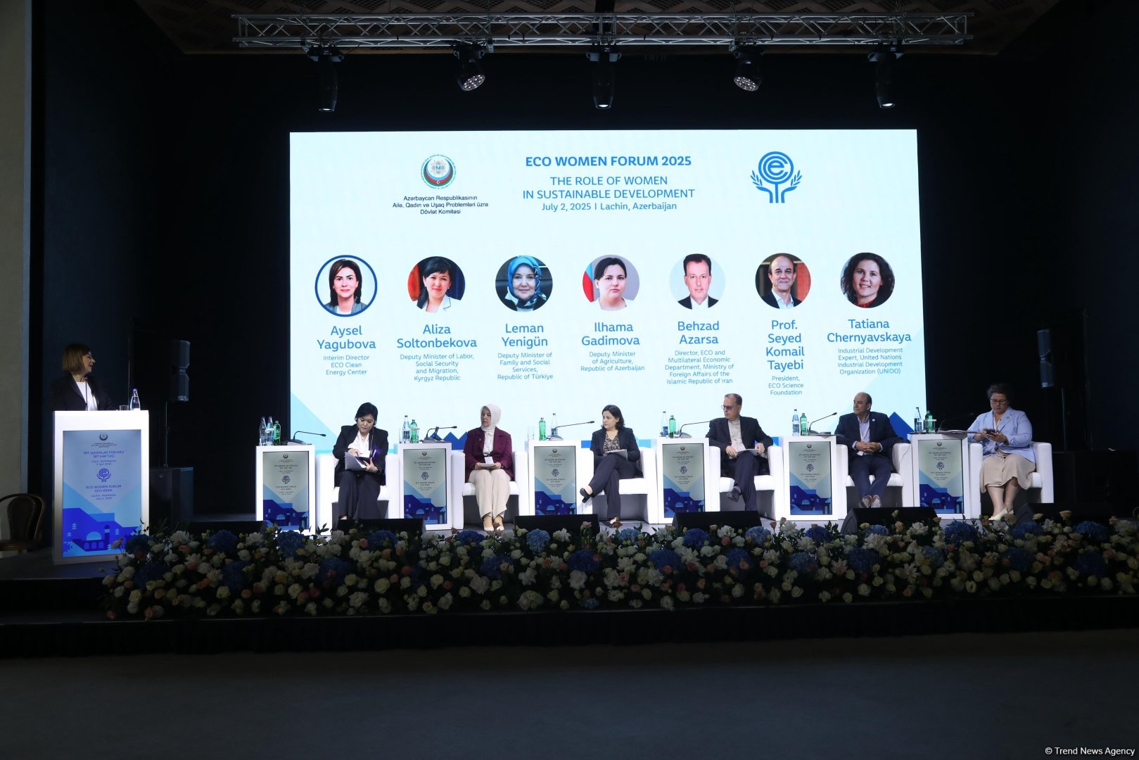 Azerbaijan's Lachin stages panel session on women's role in sustainable dev't (PHOTO)