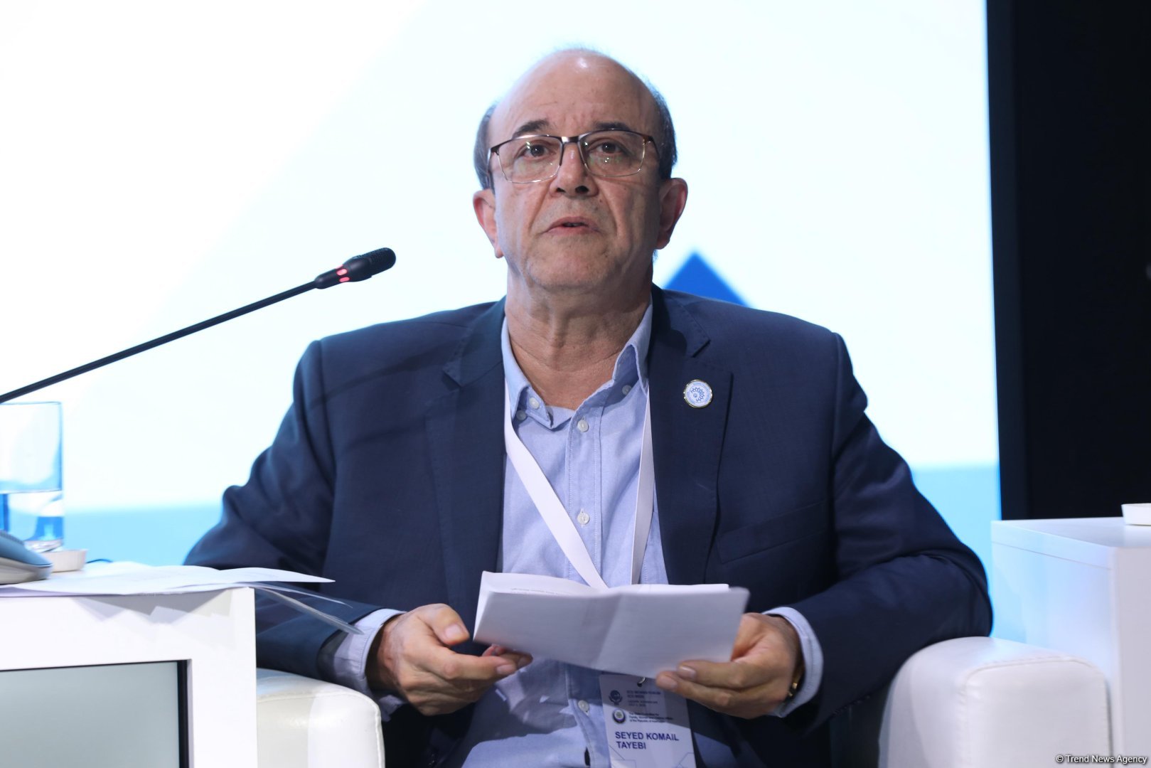 Azerbaijan's Lachin stages panel session on women's role in sustainable dev't (PHOTO)
