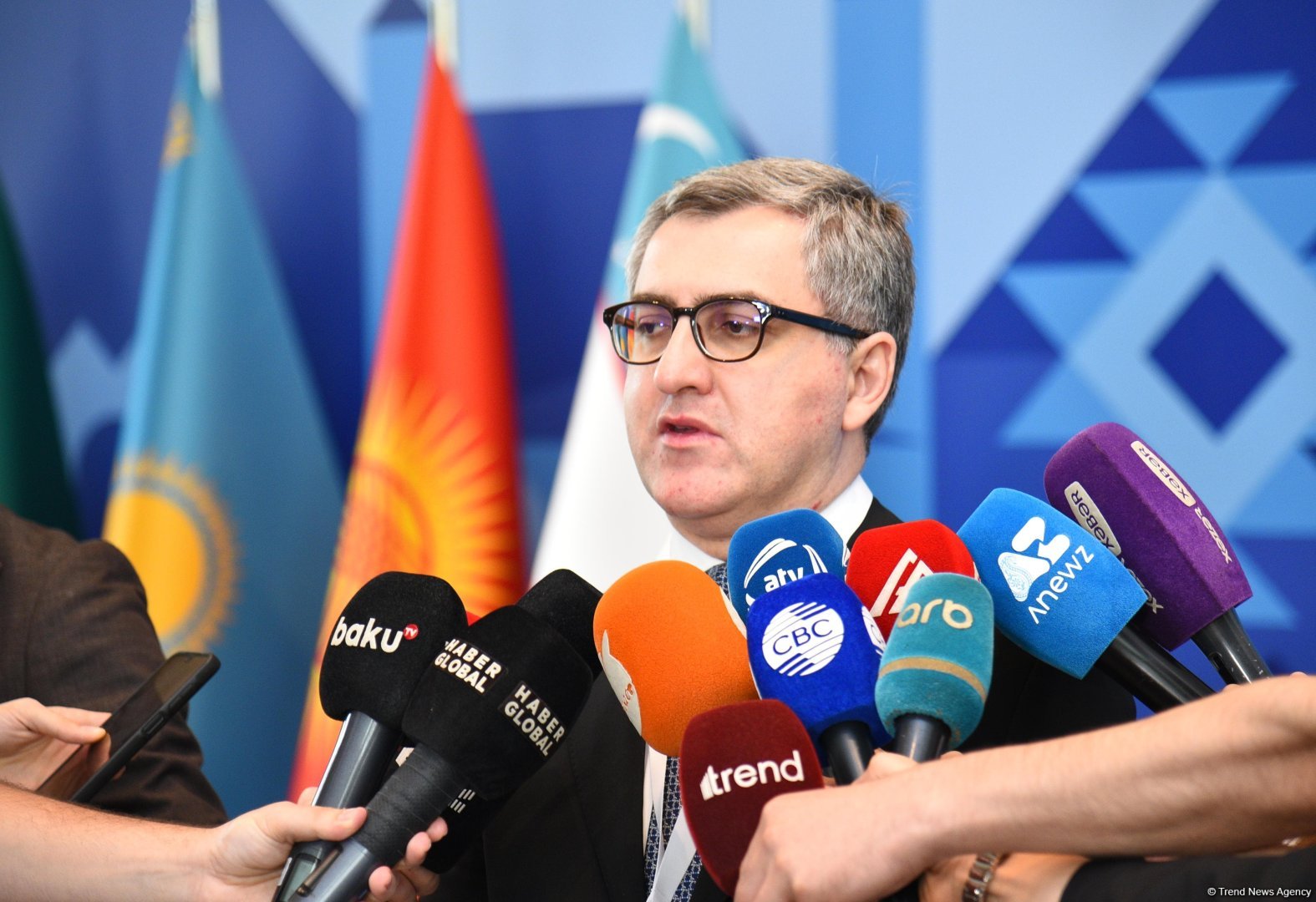 Azerbaijan counts growing number of business applicants in Karabakh