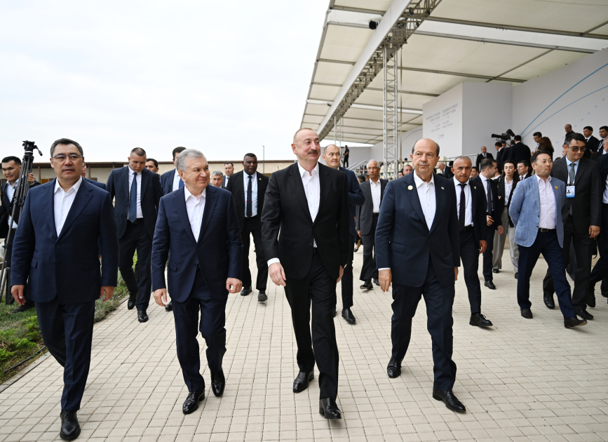 President Ilham Aliyev and ECO Summit participants watch "Victory" show of Karabakh horses at "Imarat" Complex in Aghdam (PHOTO/VIDEO)