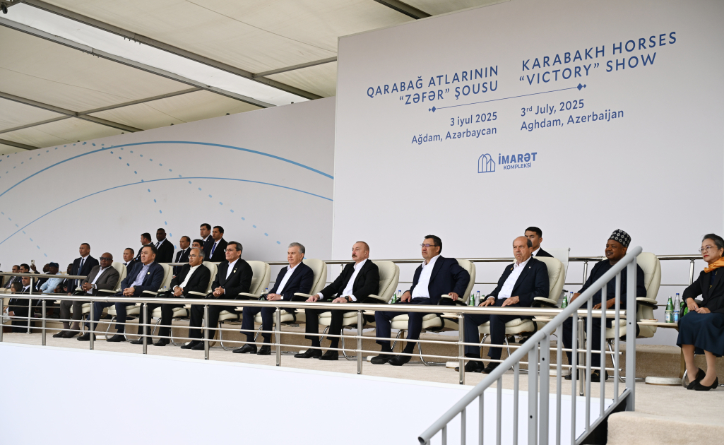 President Ilham Aliyev and ECO Summit participants watch "Victory" show of Karabakh horses at "Imarat" Complex in Aghdam (PHOTO/VIDEO)