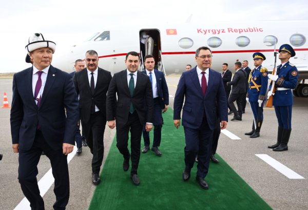 Kyrgyz President Sadyr Zhaparov arrives in Azerbaijan