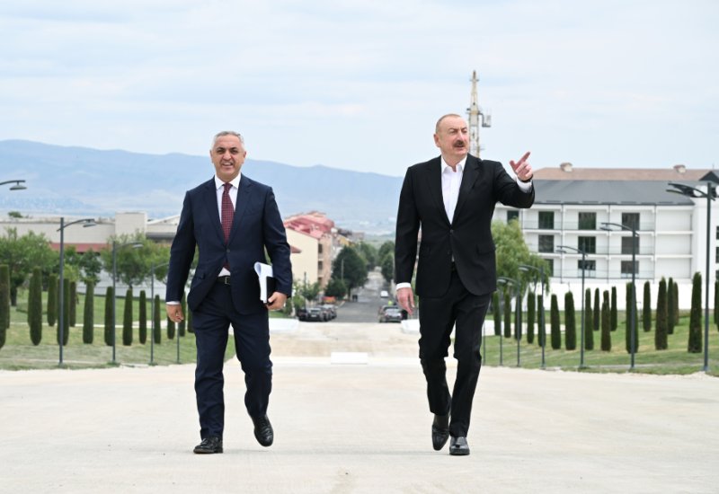 President Ilham Aliyev reviews construction works at Victory Park in Khankendi (PHOTO)