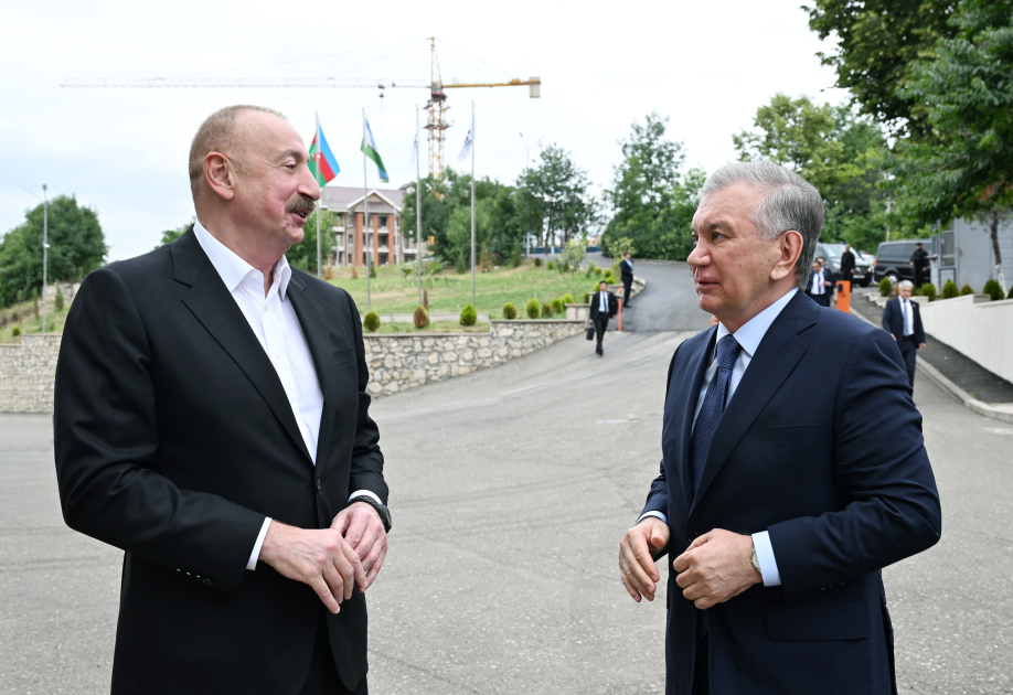President Ilham Aliyev and President Shavkat Mirziyoyev review operations of Businesstex JV sewing factory in Khankendi (PHOTO/VIDEO)