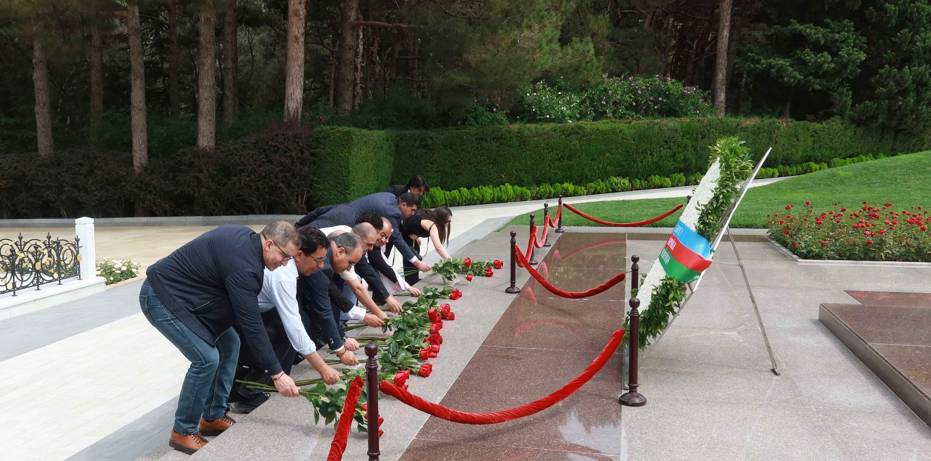 Moroccan journalists make visit to Azerbaijan (PHOTO)