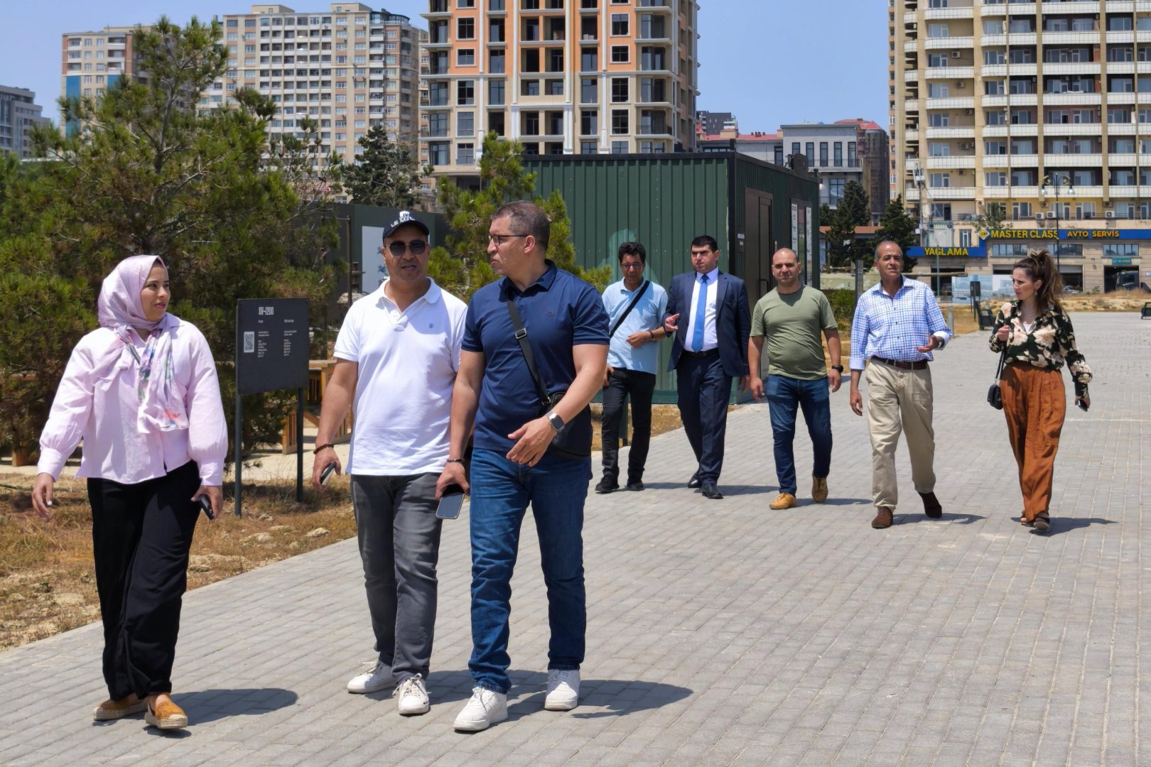 Moroccan journalists make visit to Azerbaijan (PHOTO)