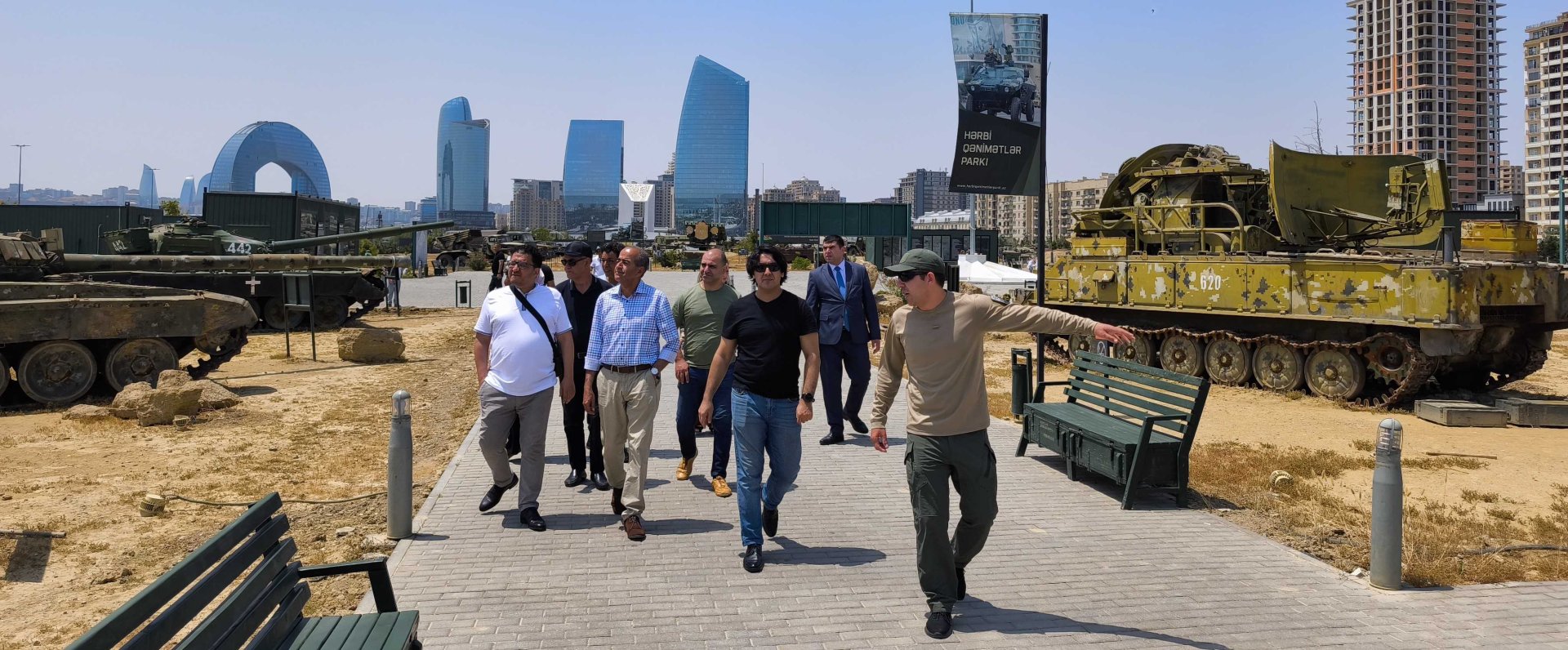 Moroccan journalists make visit to Azerbaijan (PHOTO)