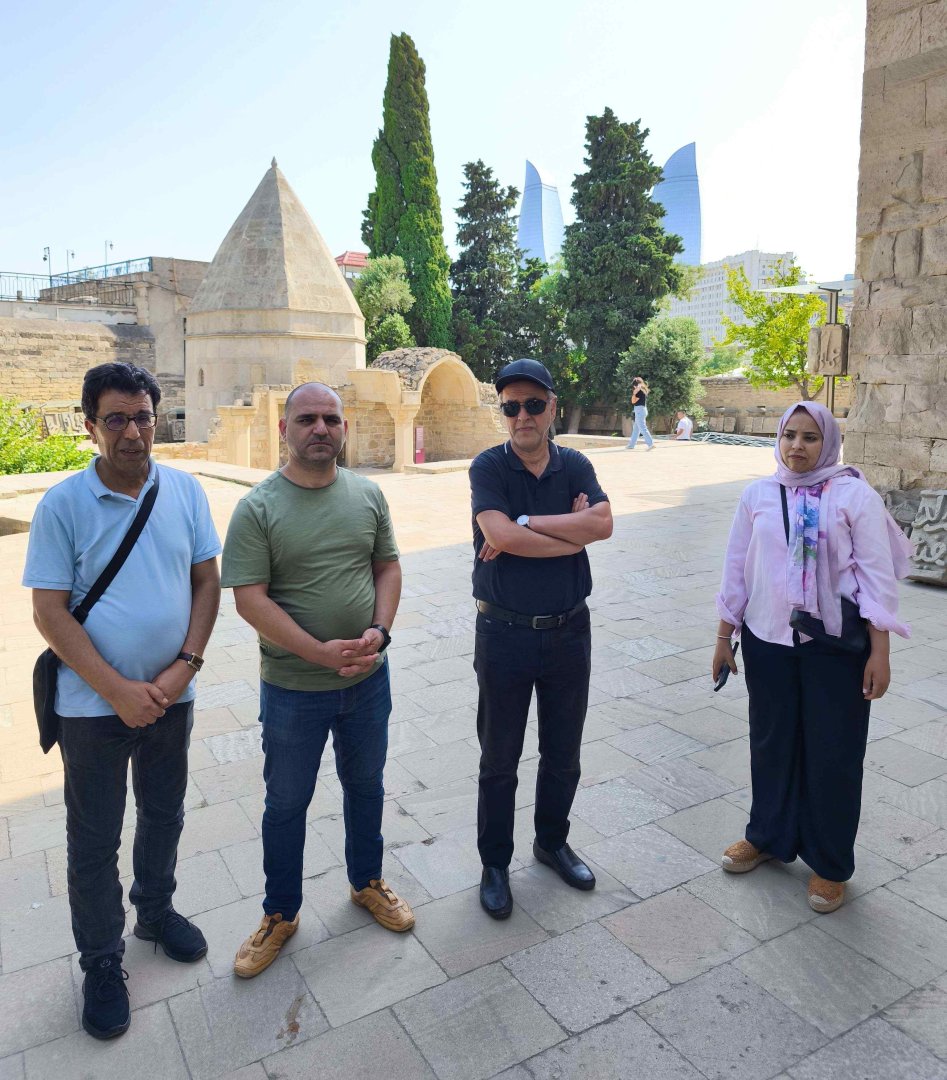 Moroccan journalists make visit to Azerbaijan (PHOTO)