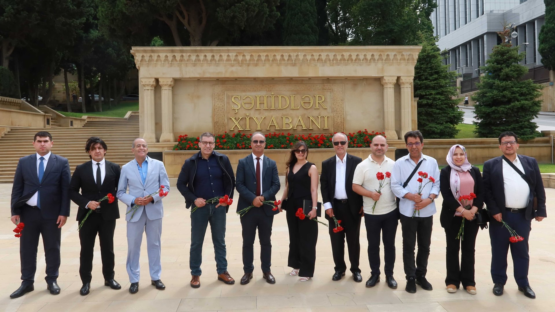 Moroccan journalists make visit to Azerbaijan (PHOTO)