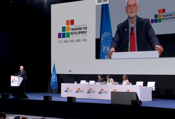 Greece endorses Seville document at pivotal UN summit