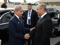 Pakistani PM concludes his visit to Azerbaijan (PHOTO)