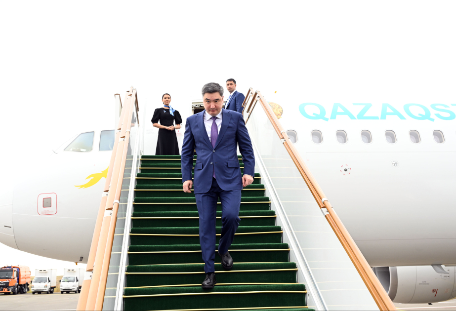 Kazakhstan’s PM arrives in Azerbaijan for ECO’s 17th Summit