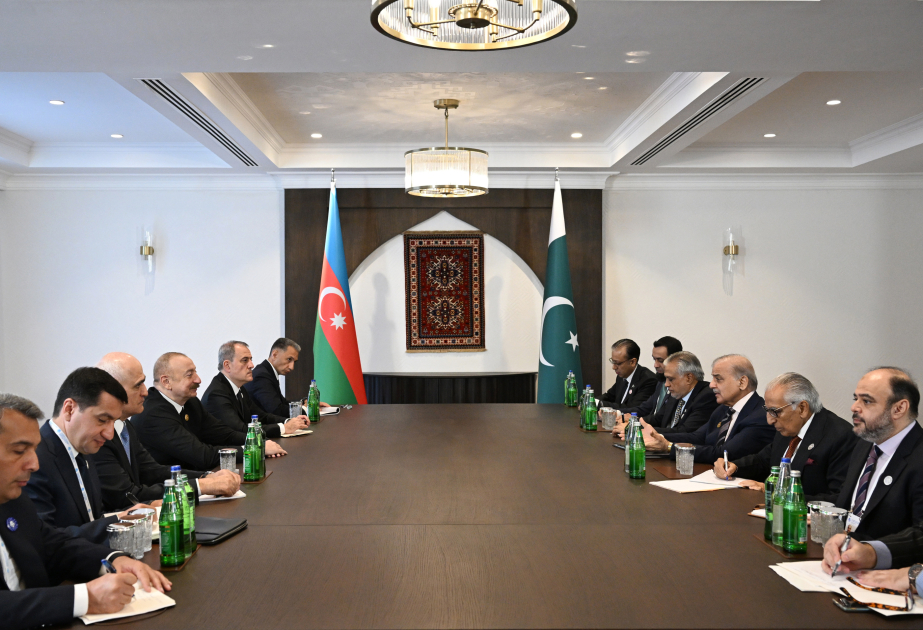 President Ilham Aliyev meets with Prime Minister of Pakistan in Khankendi (PHOTO/VIDEO)