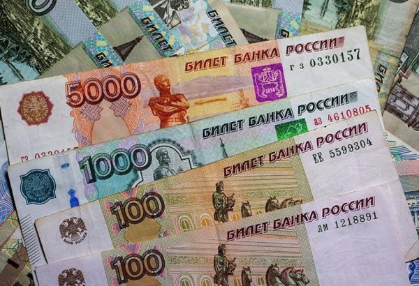 Azerbaijan spills beans on volume of Russian ruble purchases in May 2025