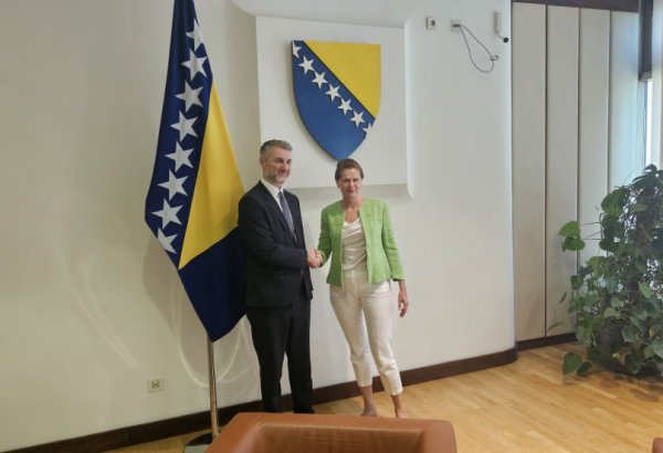 Slovenia, Bosnia focus on transport cooperation to link Western Balkans