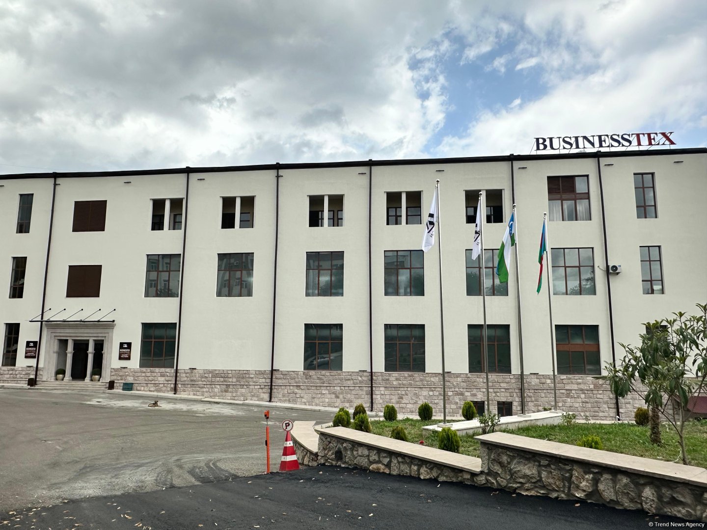 Azerbaijani-Uzbek garment factory tp expand production in Khankendi (PHOTO)