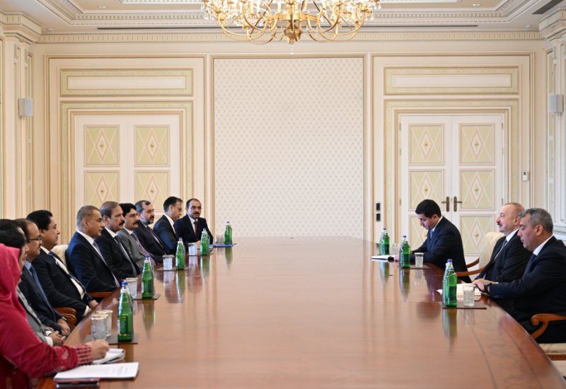 President Ilham Aliyev receives delegation led by Speaker of Pakistan's National Assembly (PHOTO)