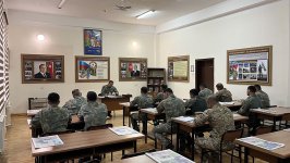 Azerbaijani soldiers compete in Army-led orienteering event (PHOTO)