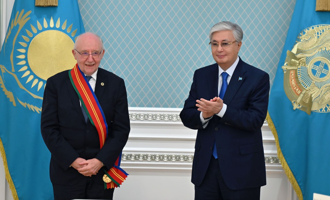 President of Kazakhstan awards ICAO Council Head for aviation cooperation